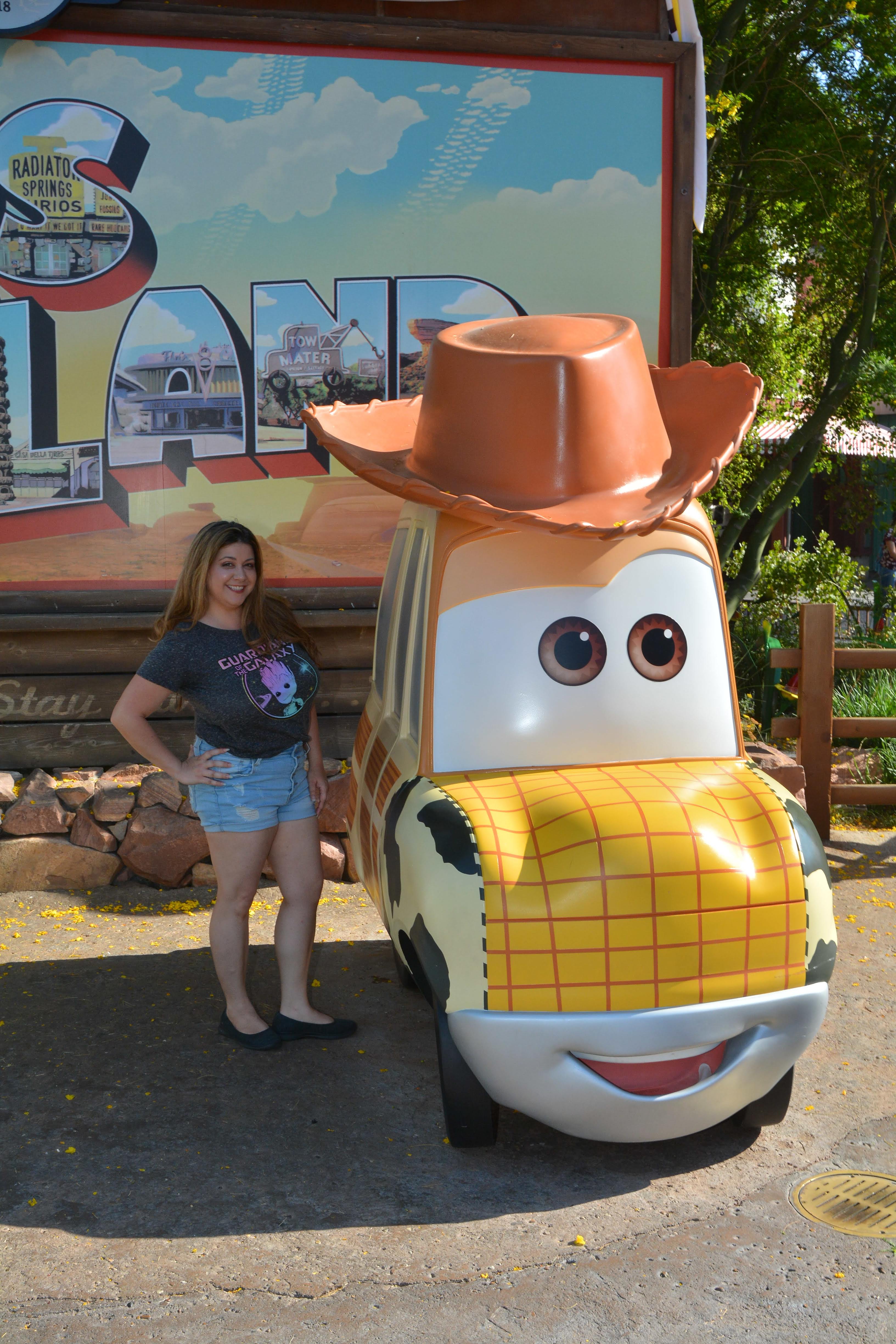 Nicole in Carsland